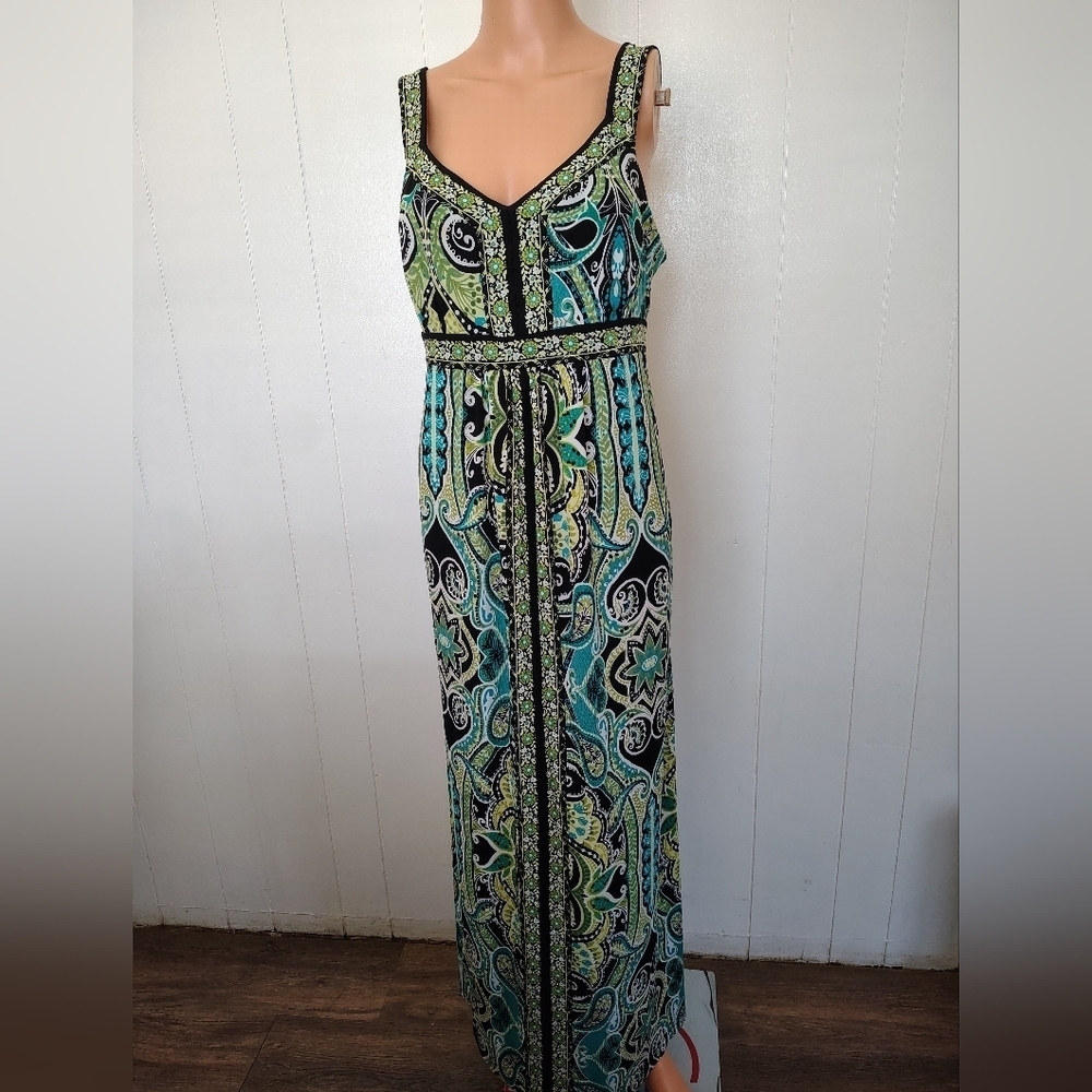 APT.9  Green and Black Maxi Dress Size M